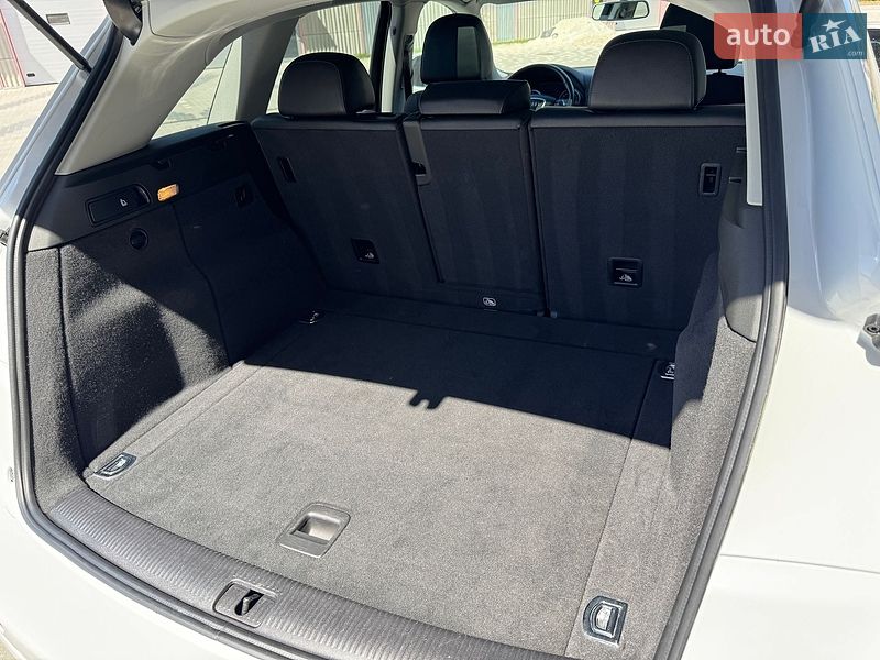 Внедорожник / Кроссовер Audi Q5 2016 в Львове
