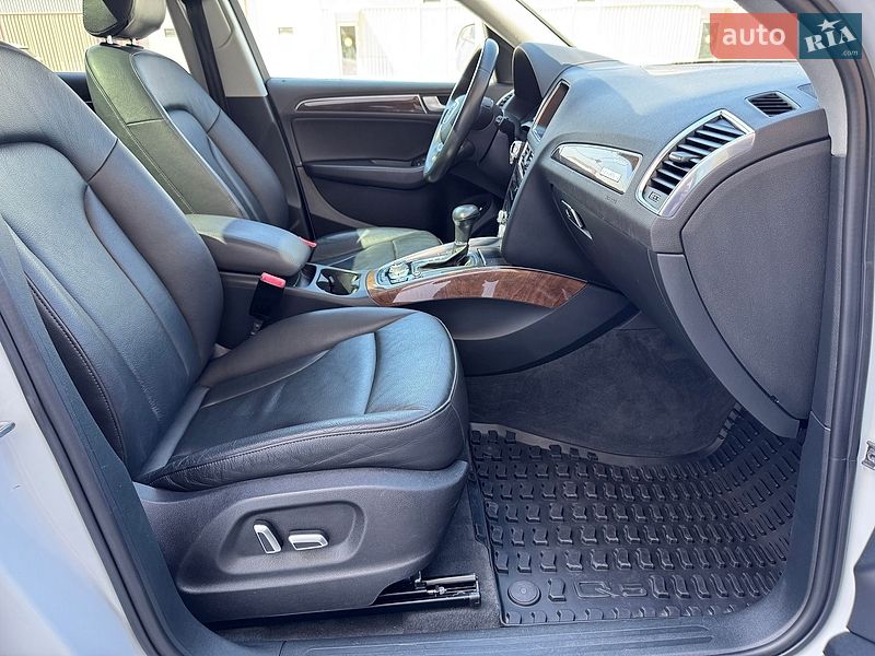 Внедорожник / Кроссовер Audi Q5 2016 в Львове