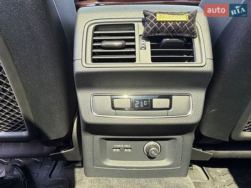Внедорожник / Кроссовер Audi Q5 2023 в Киеве