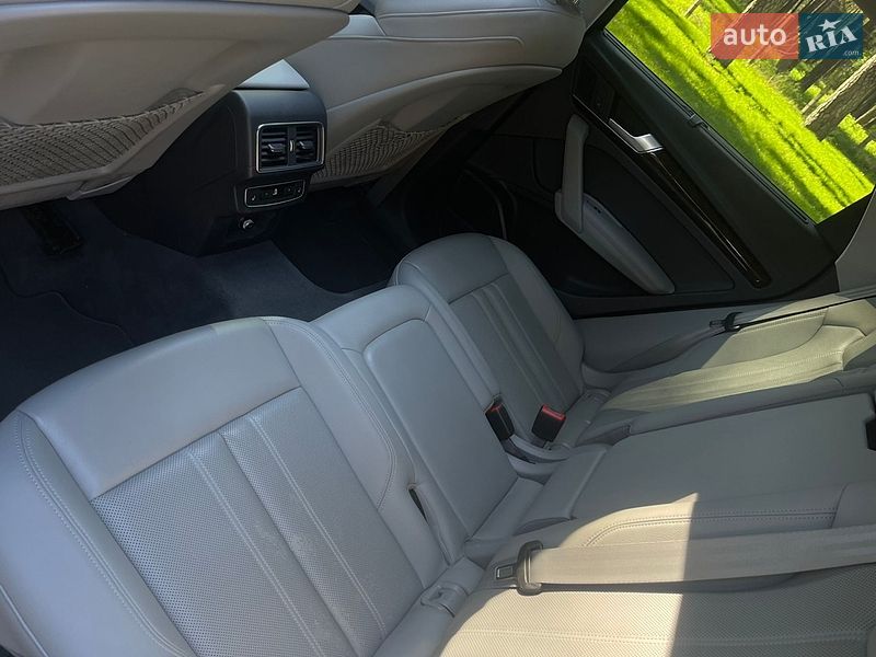 Внедорожник / Кроссовер Audi Q5 2017 в Чернигове