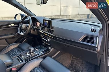 Внедорожник / Кроссовер Audi Q5 2018 в Киеве