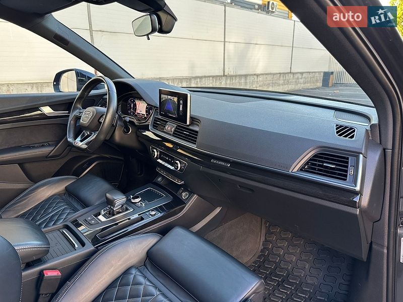 Внедорожник / Кроссовер Audi Q5 2018 в Киеве