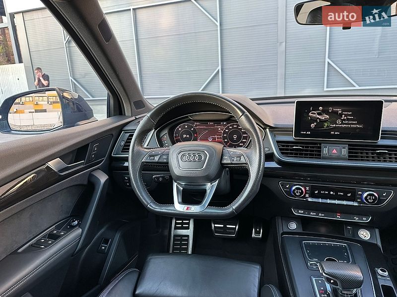 Внедорожник / Кроссовер Audi Q5 2018 в Киеве