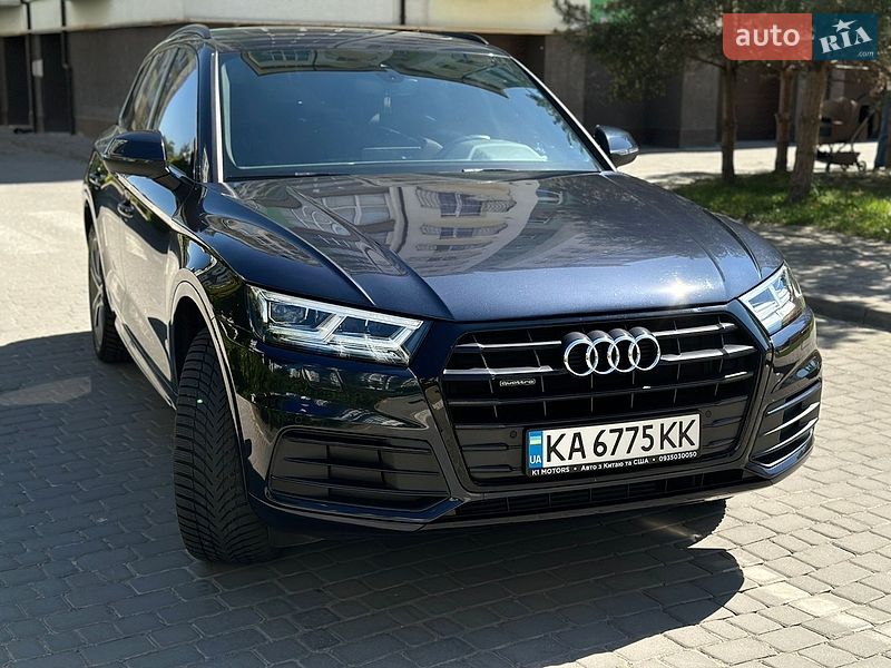 Внедорожник / Кроссовер Audi Q5 2019 в Ивано-Франковске