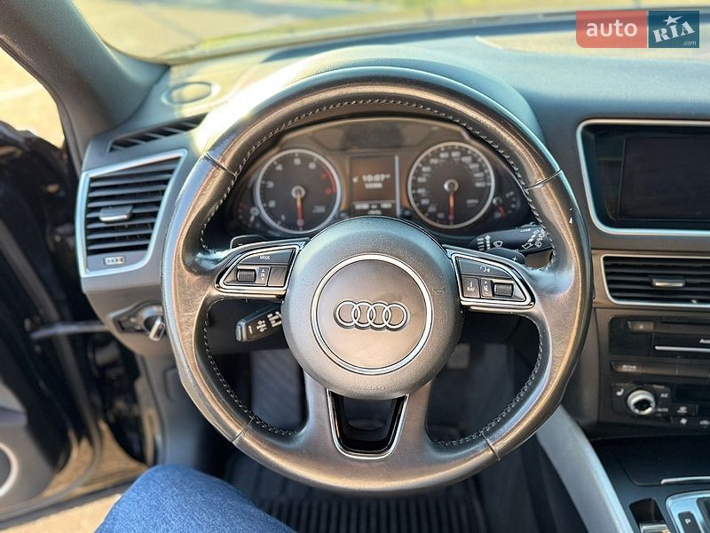 Внедорожник / Кроссовер Audi Q5 2016 в Ровно
