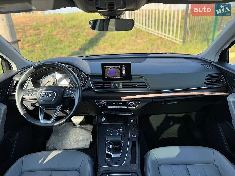Внедорожник / Кроссовер Audi Q5 2017 в Киеве