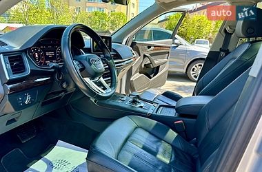 Внедорожник / Кроссовер Audi Q5 2019 в Киеве
