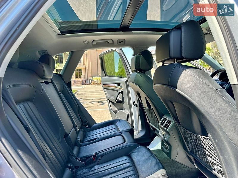 Внедорожник / Кроссовер Audi Q5 2019 в Киеве