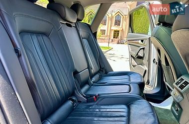 Внедорожник / Кроссовер Audi Q5 2019 в Киеве