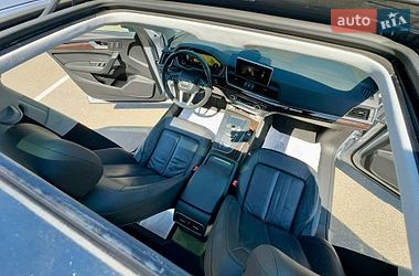 Внедорожник / Кроссовер Audi Q5 2019 в Киеве