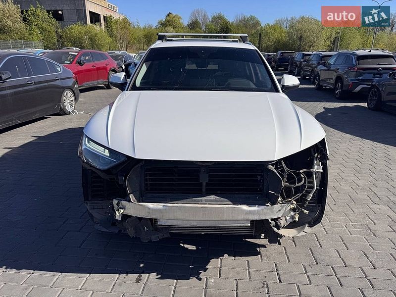 Внедорожник / Кроссовер Audi Q5 2020 в Львове