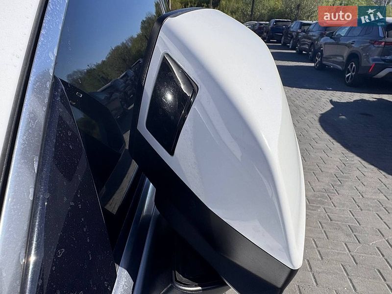 Внедорожник / Кроссовер Audi Q5 2020 в Львове