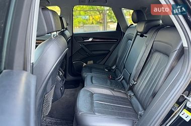 Внедорожник / Кроссовер Audi Q5 2017 в Львове