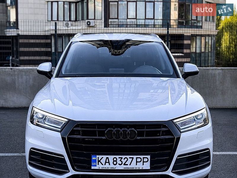 Внедорожник / Кроссовер Audi Q5 2019 в Киеве