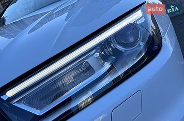 Внедорожник / Кроссовер Audi Q5 2019 в Киеве