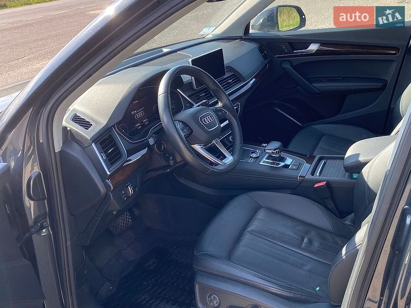 Внедорожник / Кроссовер Audi Q5 2019 в Львове