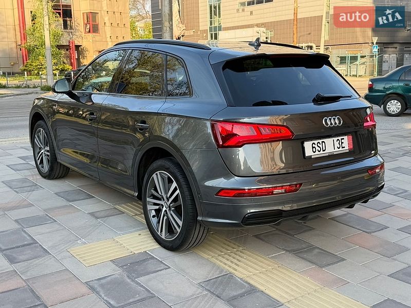 Внедорожник / Кроссовер Audi Q5 2019 в Днепре