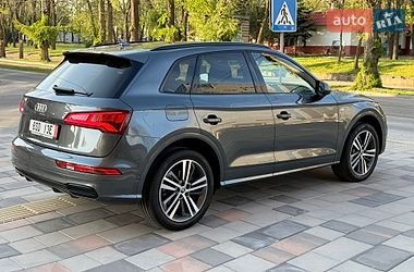 Внедорожник / Кроссовер Audi Q5 2019 в Днепре