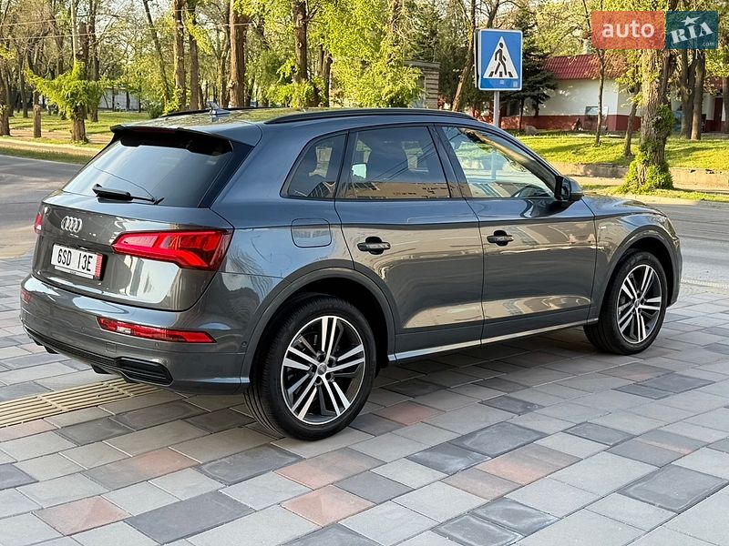 Внедорожник / Кроссовер Audi Q5 2019 в Днепре