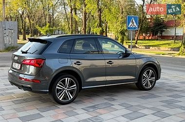 Внедорожник / Кроссовер Audi Q5 2019 в Днепре