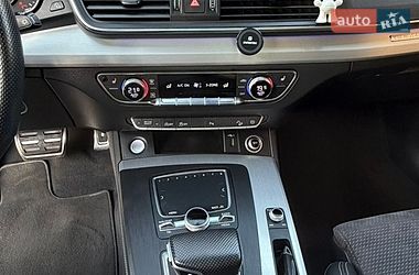 Внедорожник / Кроссовер Audi Q5 2019 в Днепре