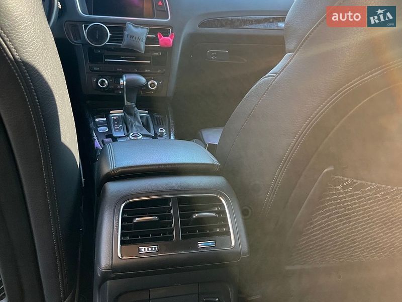 Внедорожник / Кроссовер Audi Q5 2014 в Киеве
