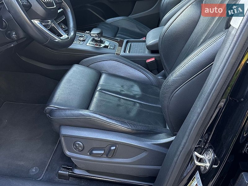 Внедорожник / Кроссовер Audi Q5 2019 в Сумах