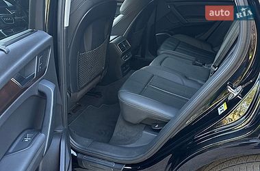 Внедорожник / Кроссовер Audi Q5 2019 в Сумах