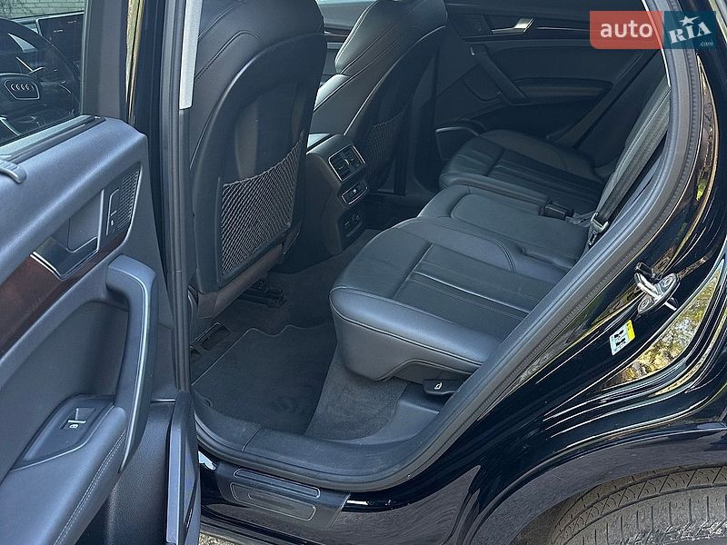 Внедорожник / Кроссовер Audi Q5 2019 в Сумах