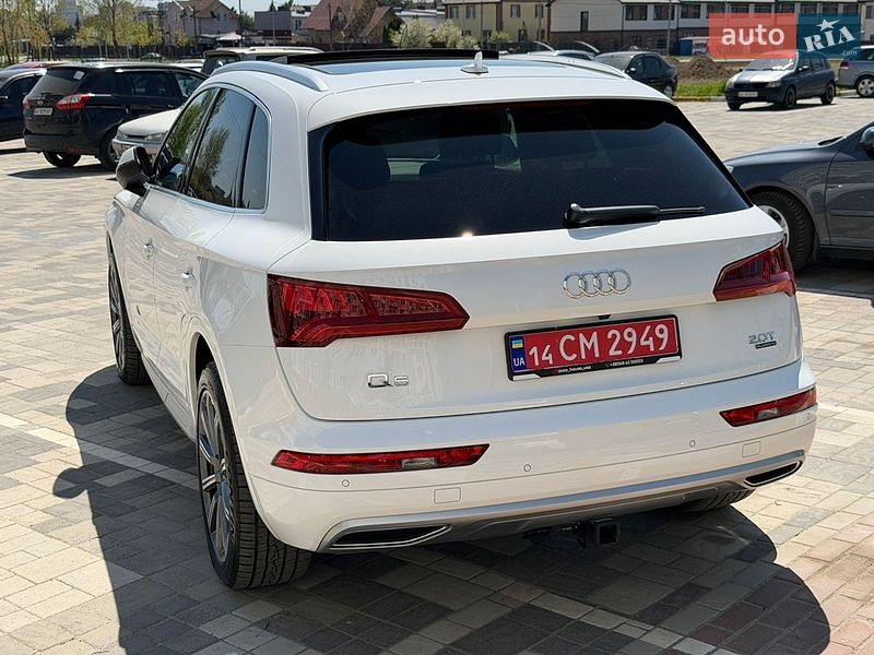 Внедорожник / Кроссовер Audi Q5 2018 в Киеве
