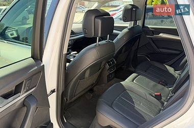 Внедорожник / Кроссовер Audi Q5 2018 в Киеве