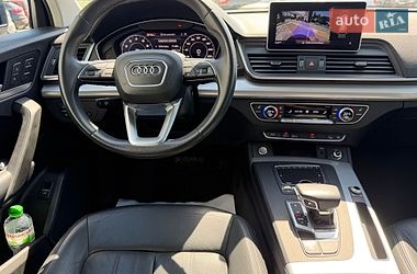 Внедорожник / Кроссовер Audi Q5 2018 в Киеве