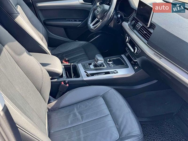 Позашляховик / Кросовер Audi Q5 2018 в Дніпрі