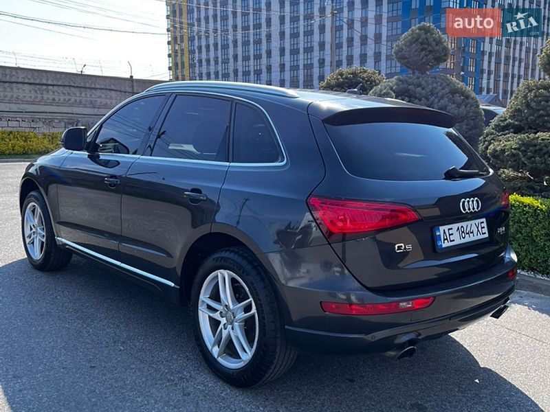 Внедорожник / Кроссовер Audi Q5 2013 в Днепре