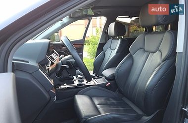 Внедорожник / Кроссовер Audi Q5 2021 в Житомире