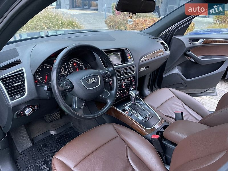 Внедорожник / Кроссовер Audi Q5 2015 в Виннице
