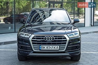 Внедорожник / Кроссовер Audi Q5 2019 в Ровно