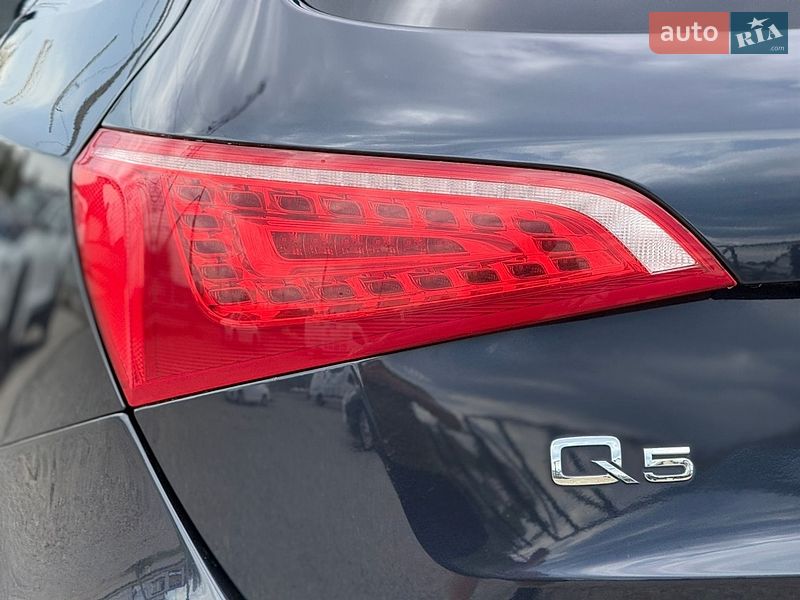 Внедорожник / Кроссовер Audi Q5 2011 в Стрые
