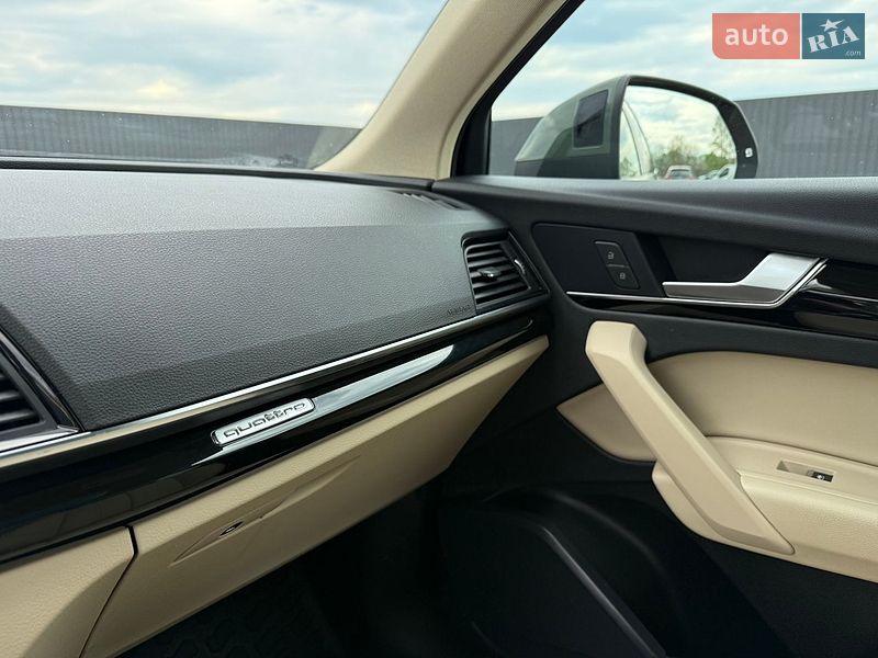 Внедорожник / Кроссовер Audi Q5 2022 в Стрые