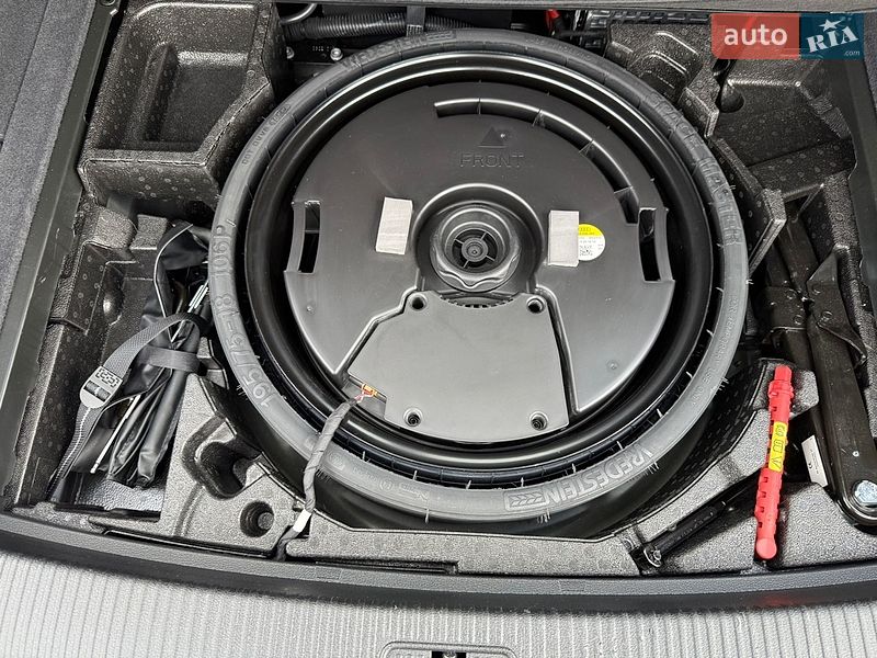 Внедорожник / Кроссовер Audi Q5 2022 в Стрые