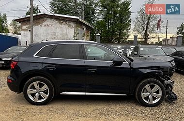 Внедорожник / Кроссовер Audi Q5 2018 в Стрые