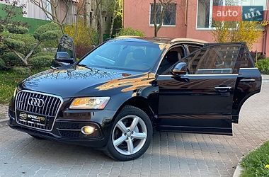 Позашляховик / Кросовер Audi Q5 2017 в Луцьку