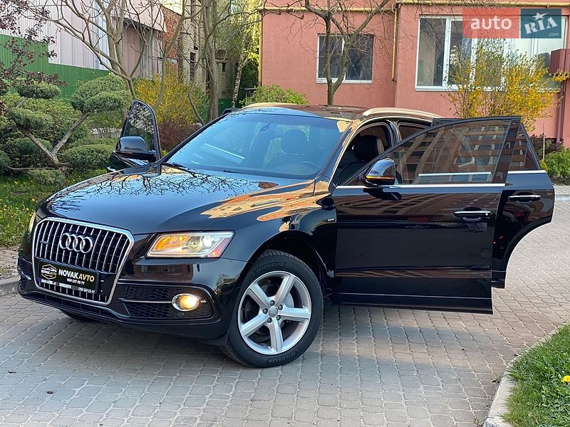 Позашляховик / Кросовер Audi Q5 2017 в Луцьку