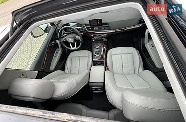 Внедорожник / Кроссовер Audi Q5 2017 в Львове