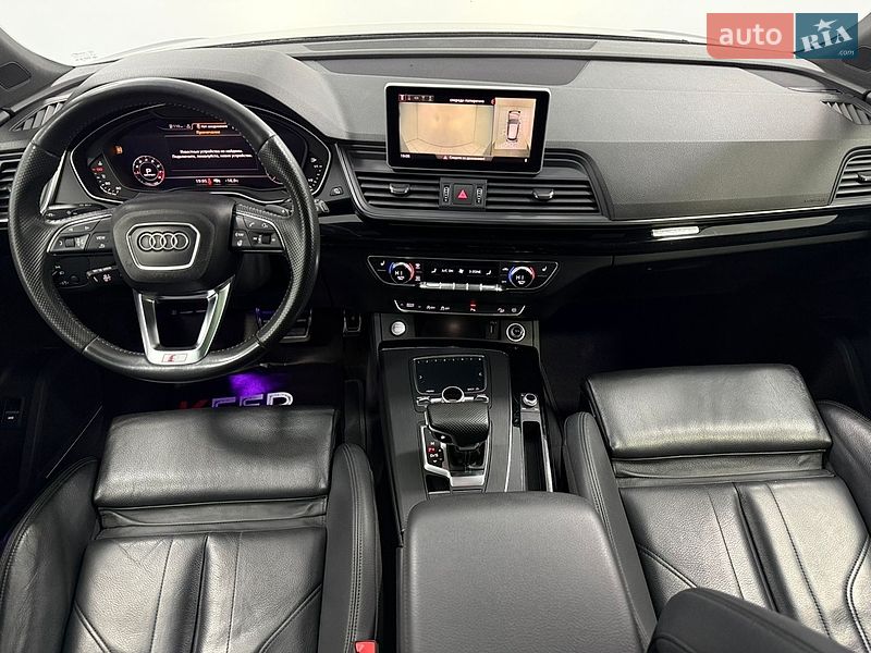 Внедорожник / Кроссовер Audi Q5 2019 в Одессе