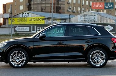 Внедорожник / Кроссовер Audi Q5 2017 в Киеве