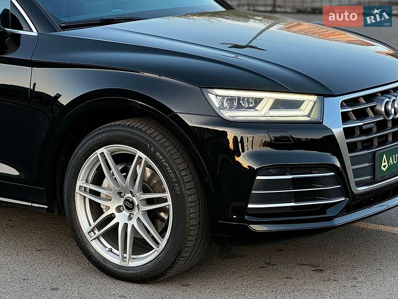 Внедорожник / Кроссовер Audi Q5 2017 в Киеве