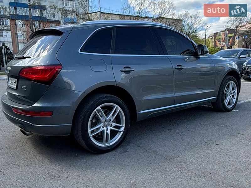 Позашляховик / Кросовер Audi Q5 2012 в Івано-Франківську