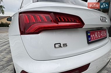 Внедорожник / Кроссовер Audi Q5 2018 в Ивано-Франковске