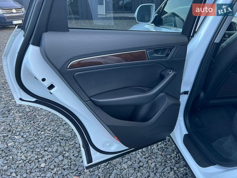 Позашляховик / Кросовер Audi Q5 2016 в Володимирі фото 20 Позашляховик / Кросовер Audi Q5 2016 в Володимирі